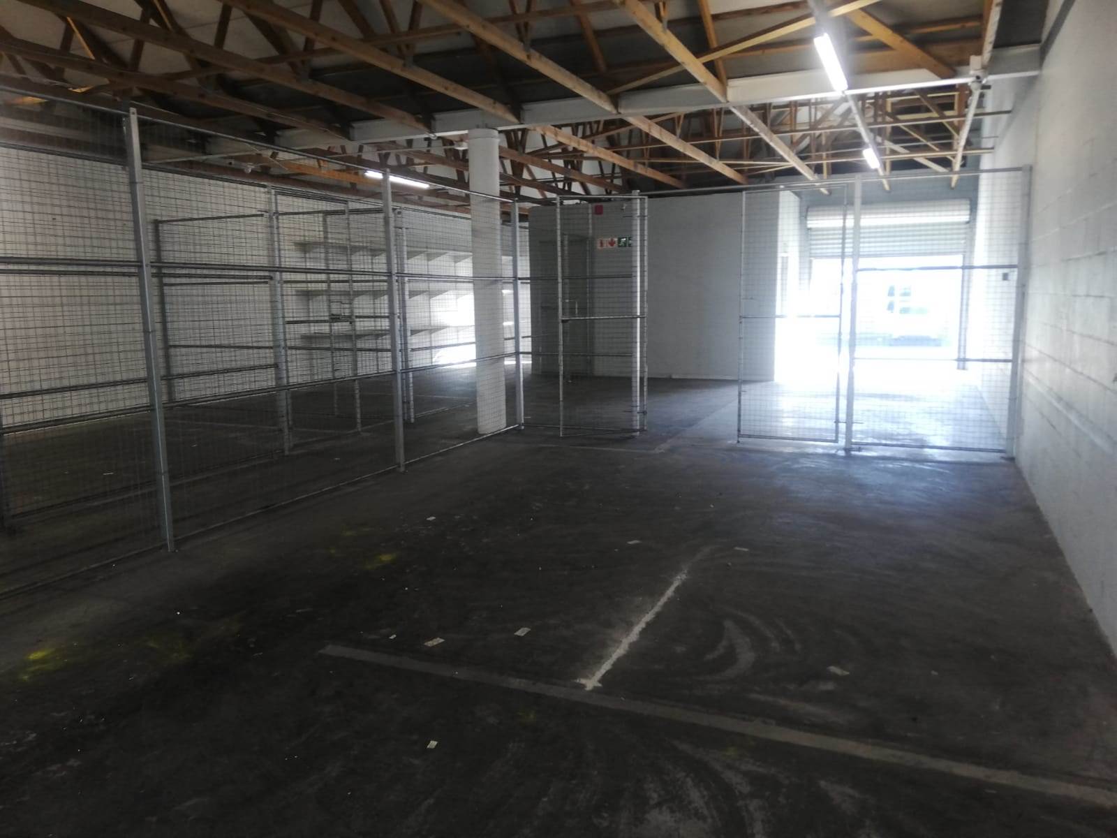 197  m² Commercial space in Milnerton Central photo number 15