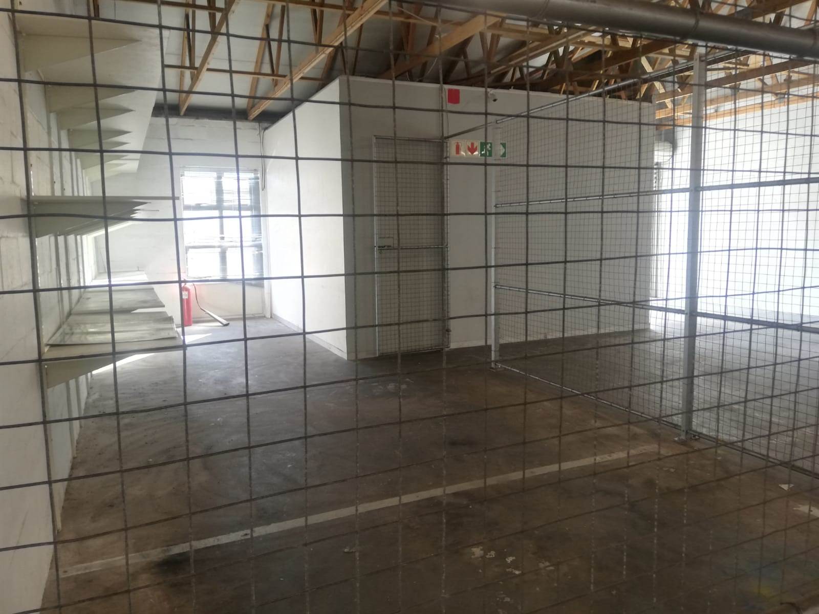197  m² Commercial space in Milnerton Central photo number 11