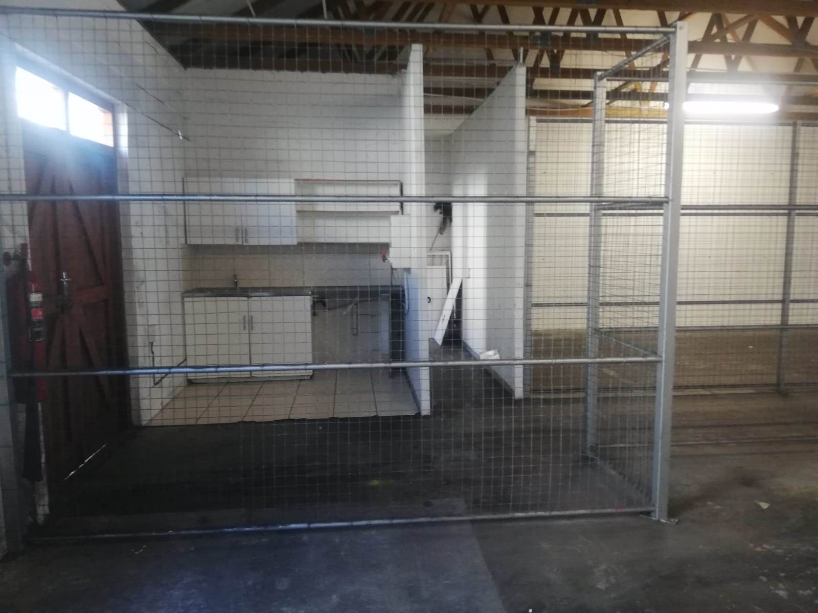 197  m² Commercial space in Milnerton Central photo number 13