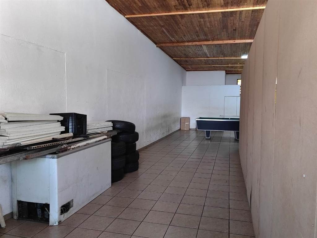769  m² Commercial space in Carletonville photo number 22