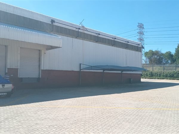 4 500  m² Industrial space