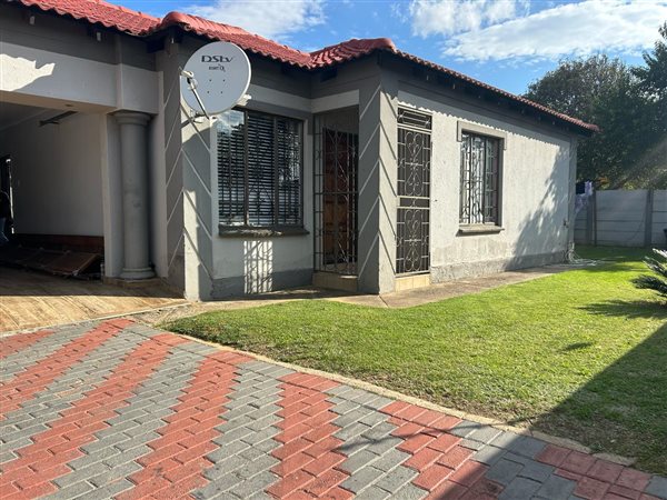 3 Bedroom House 3 Bedroom House