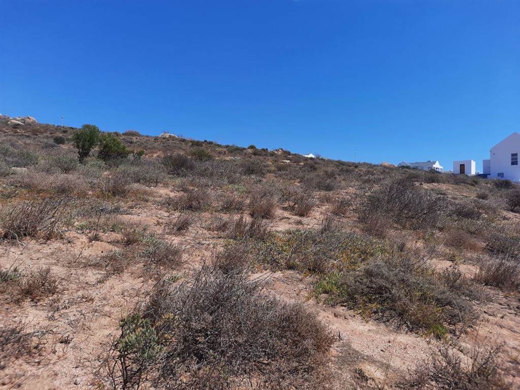 883 m² Land available in Britannica Heights photo number 4
