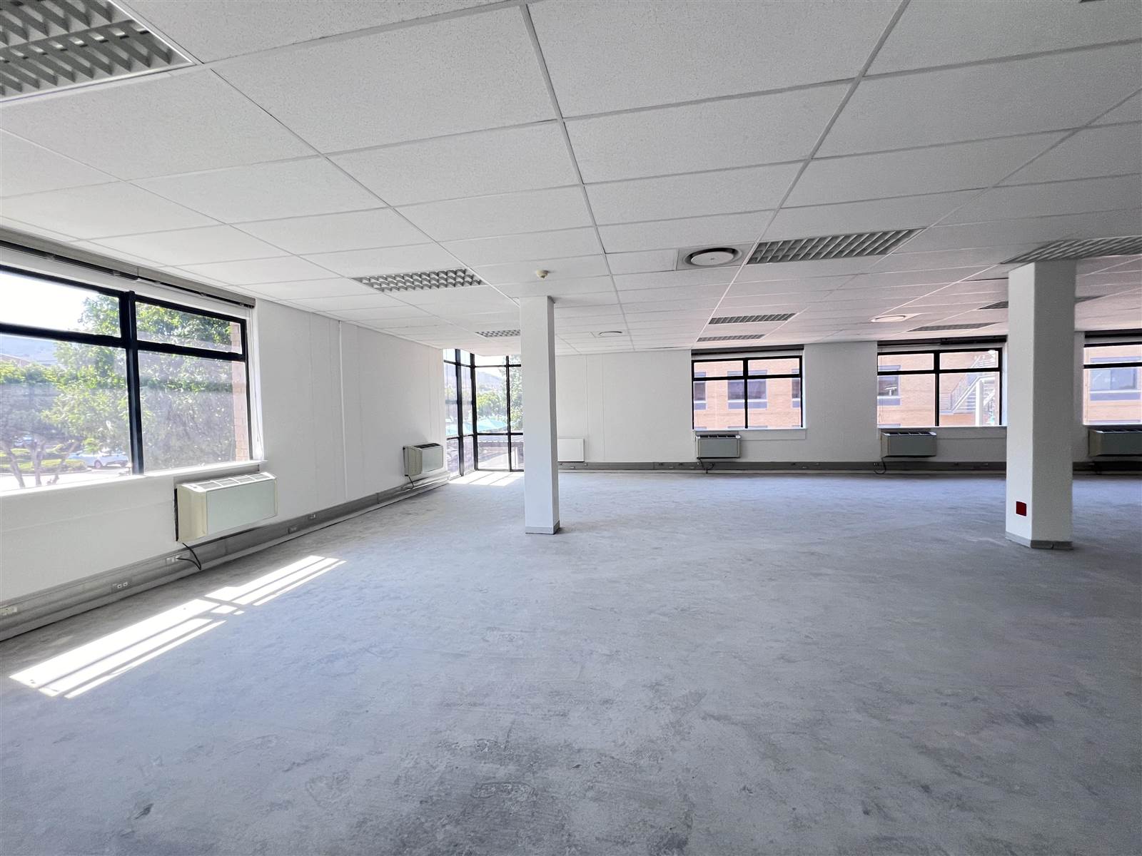 407  m² Commercial space in Plattekloof photo number 5