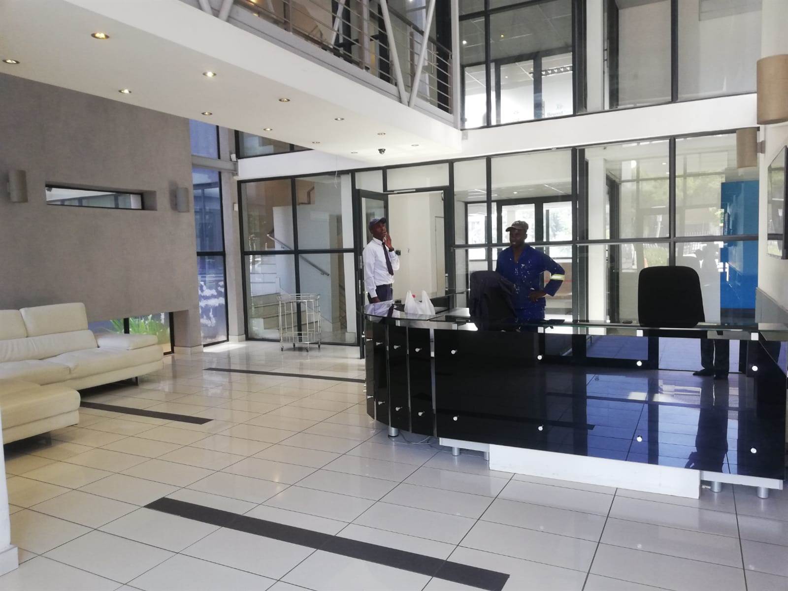 429  m² Commercial space in Rivonia photo number 8