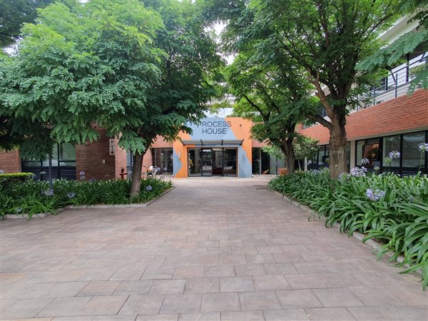 371  m² Commercial space in Bryanston