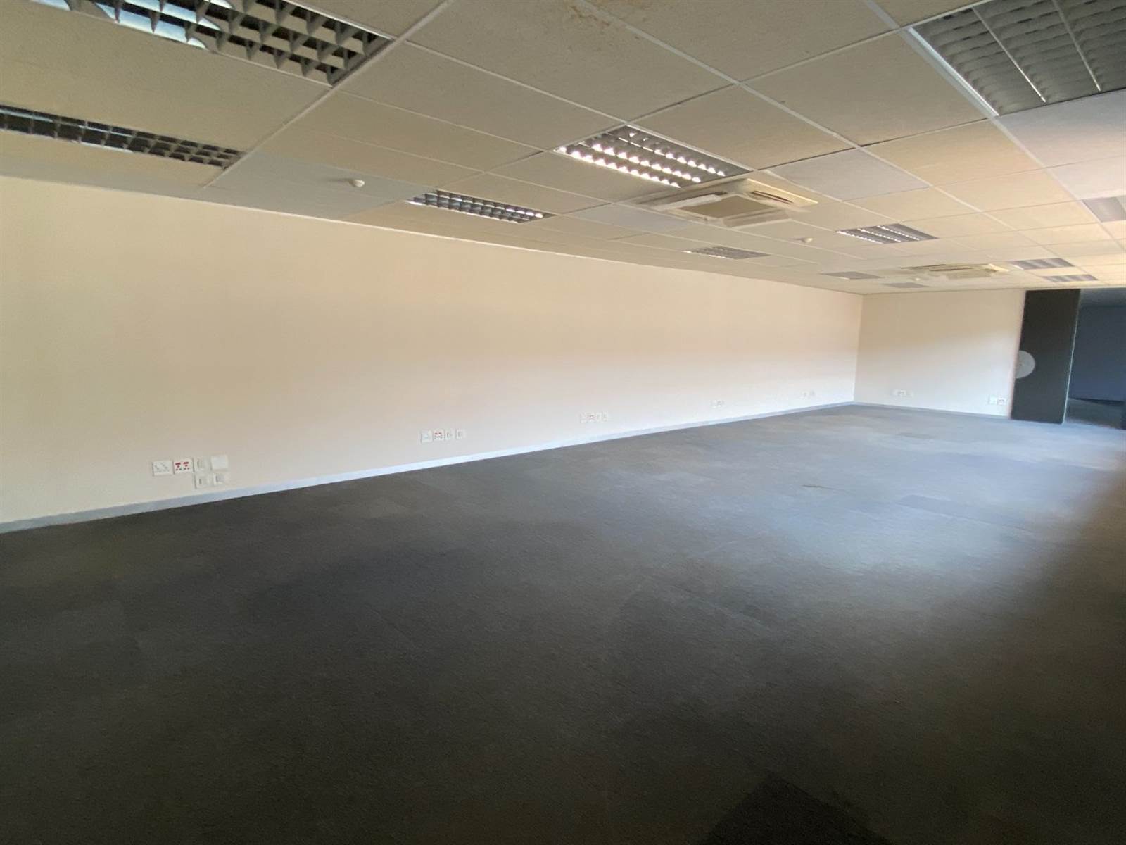 1312  m² Commercial space in Randjespark photo number 27