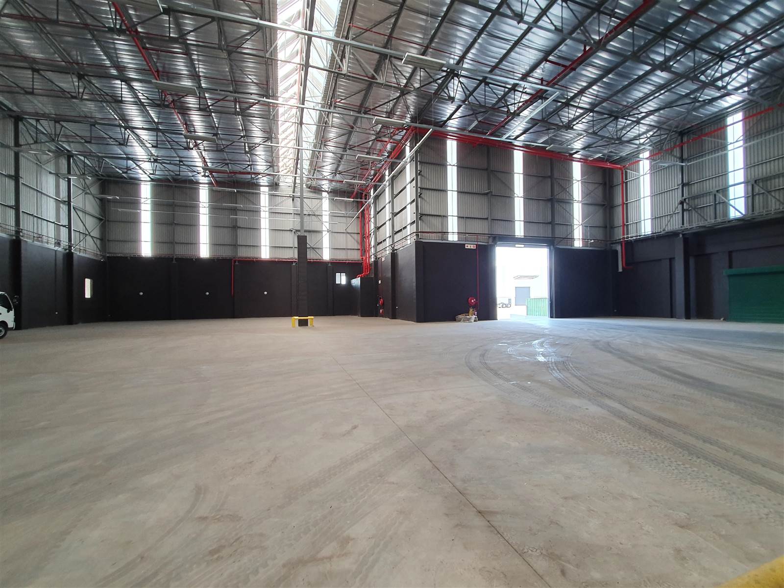 4300  m² Industrial space in Isando photo number 5