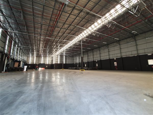 4300  m² Industrial space