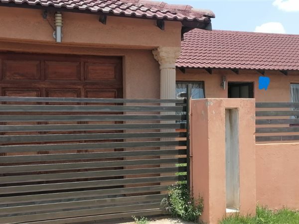 3 Bedroom House 3 Bedroom House
