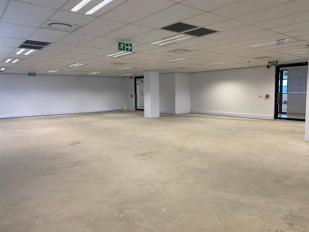 389  m² Commercial space in Illovo photo number 9