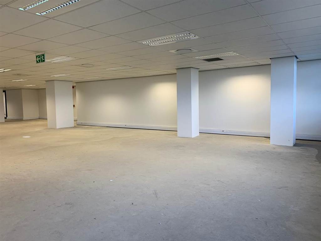 389  m² Commercial space in Illovo photo number 6