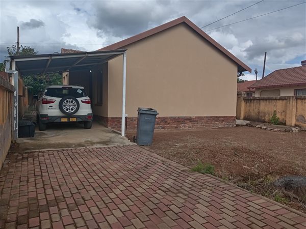 3 Bedroom House 3 Bedroom House