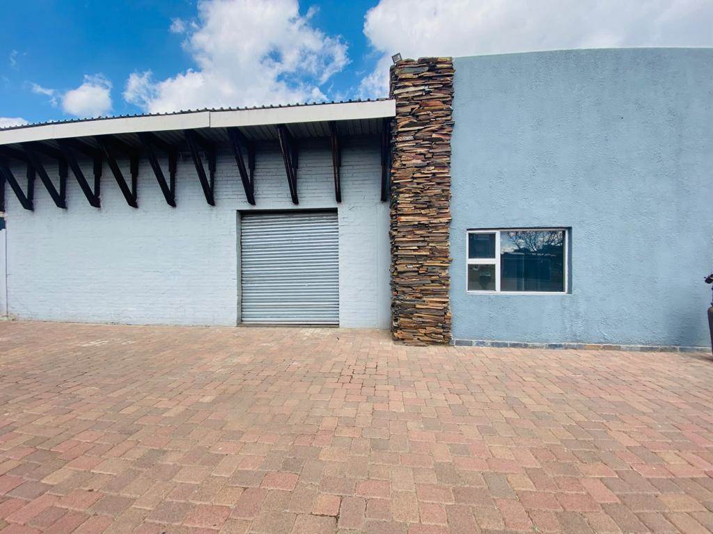 800  m² Commercial space in Klipfontein photo number 13