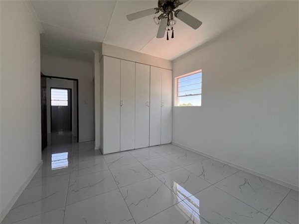 3 Bedroom Duplex 3 Bedroom Duplex
