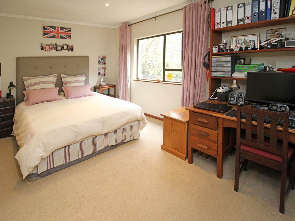 4 Bed House in Hurlingham photo number 24