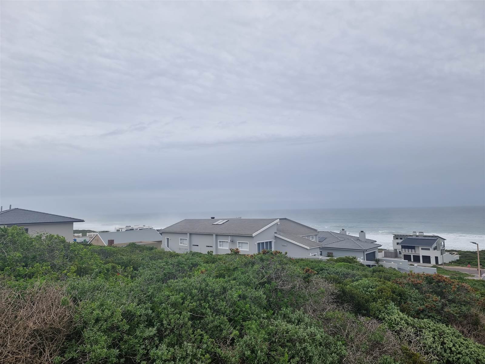 897 m² Land available in Yzerfontein photo number 3