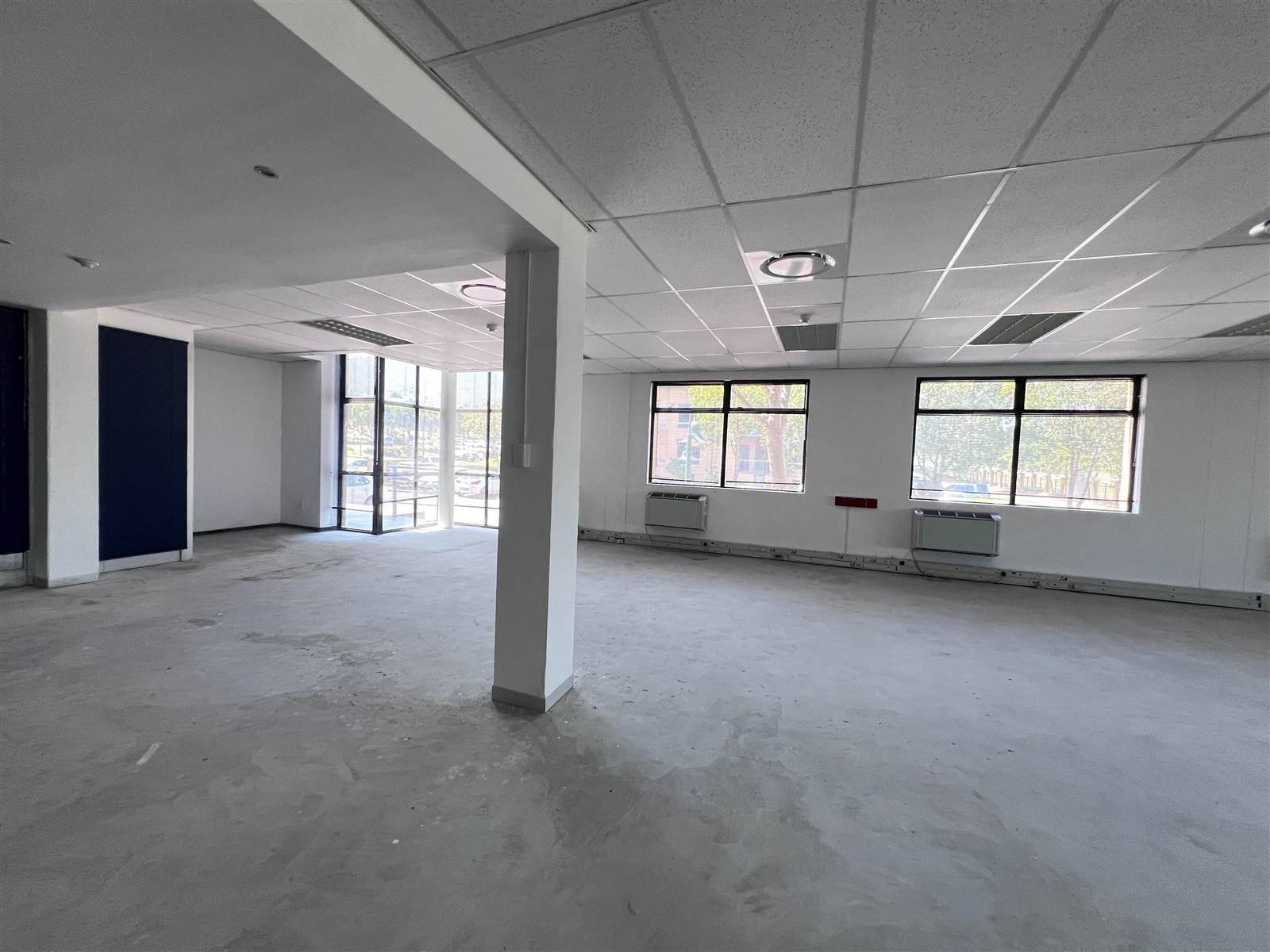 243  m² Commercial space in Plattekloof photo number 5