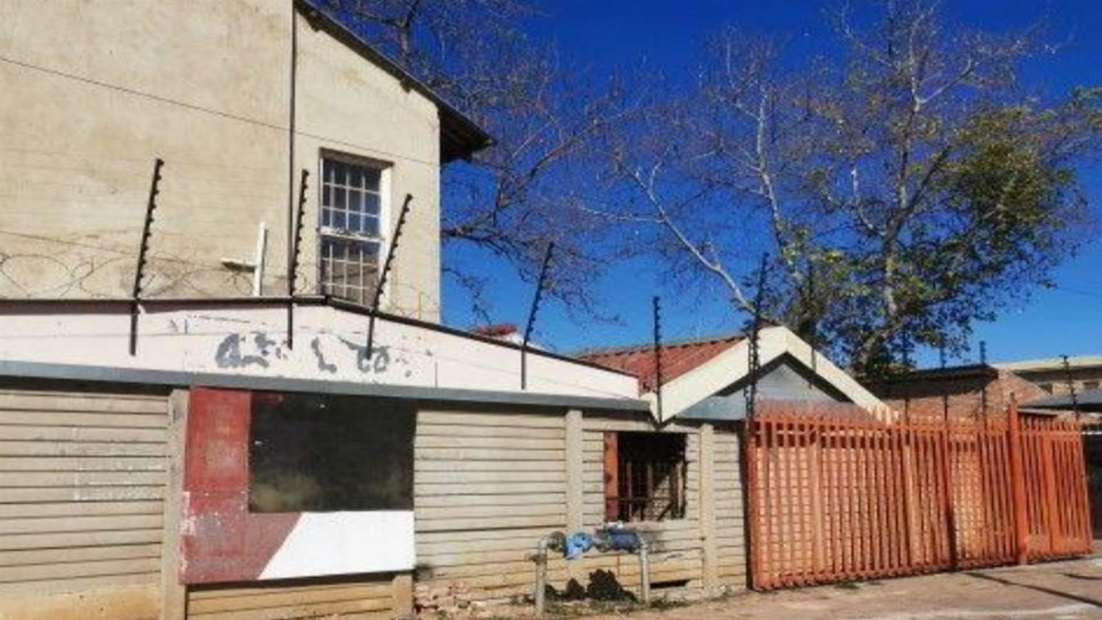 650  m² Industrial space in Rustenburg Central photo number 13