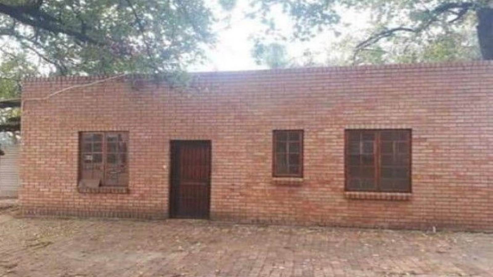 650  m² Industrial space in Rustenburg Central photo number 21