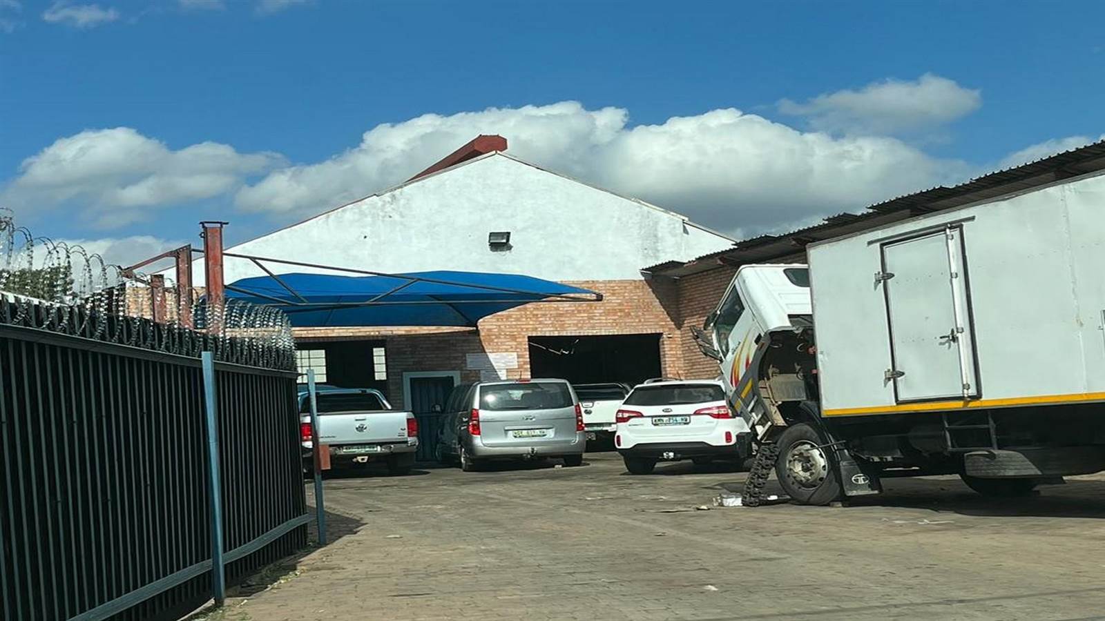 650  m² Industrial space in Rustenburg Central photo number 4