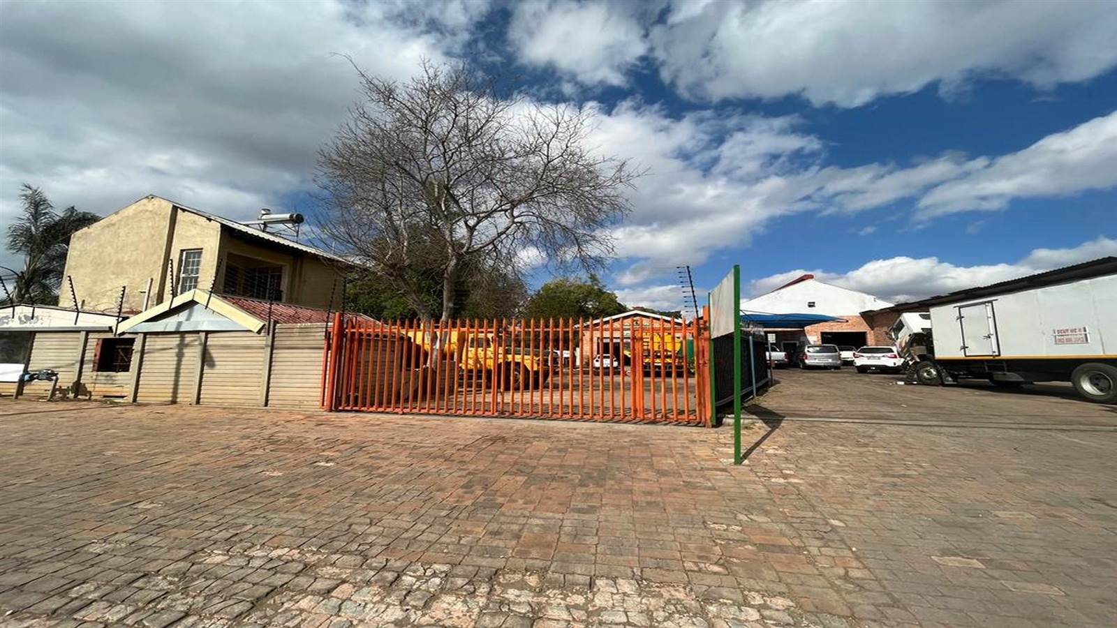 650  m² Industrial space in Rustenburg Central photo number 7
