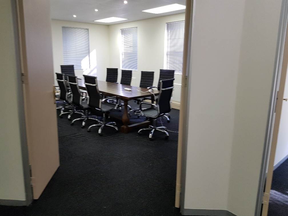 643  m² Office Space in Edenburg photo number 9