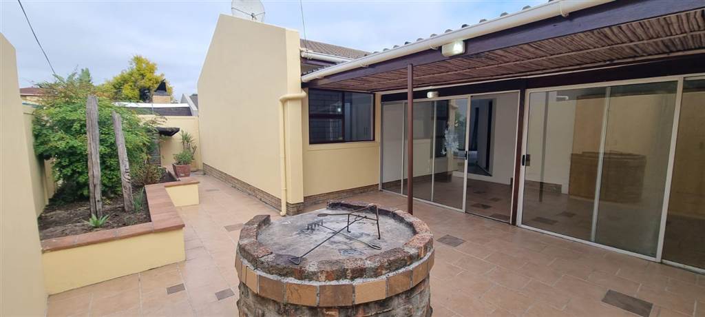 3 Bed House in Protea Heights photo number 28