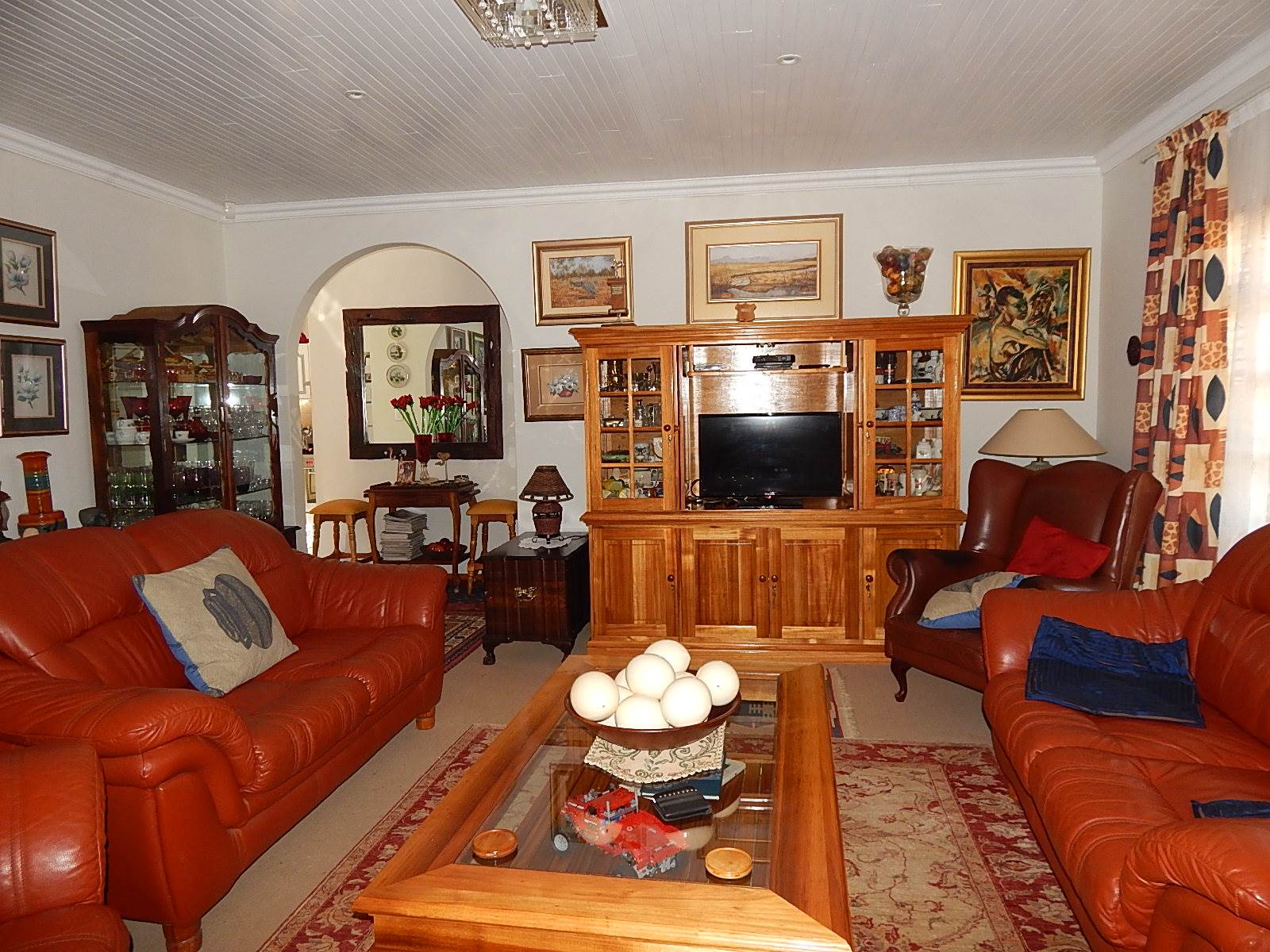 4 Bed House in Calitzdorp photo number 2
