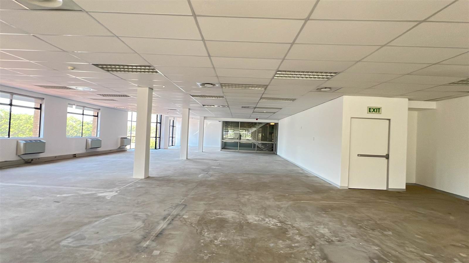 429  m² Commercial space in Plattekloof photo number 5