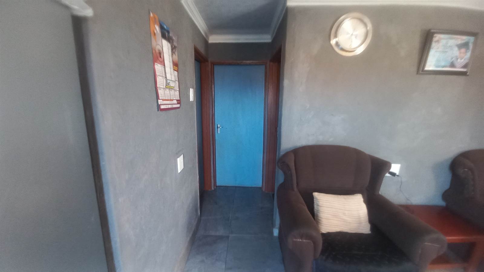 4 Bed House in Kwa Thema photo number 9