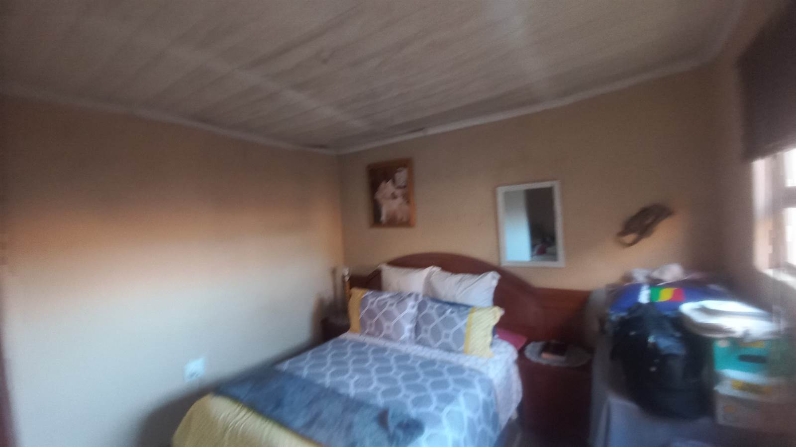 4 Bed House in Kwa Thema photo number 4