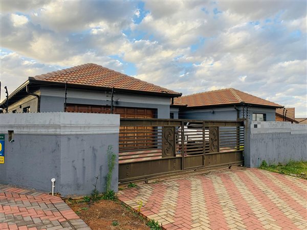 4 Bedroom House