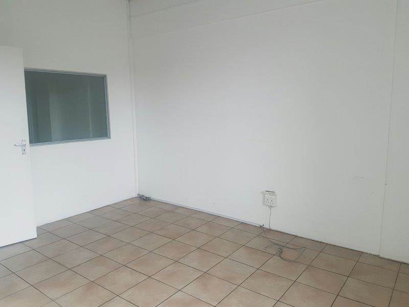 57  m² Commercial space in Pietermaritzburg Central photo number 8