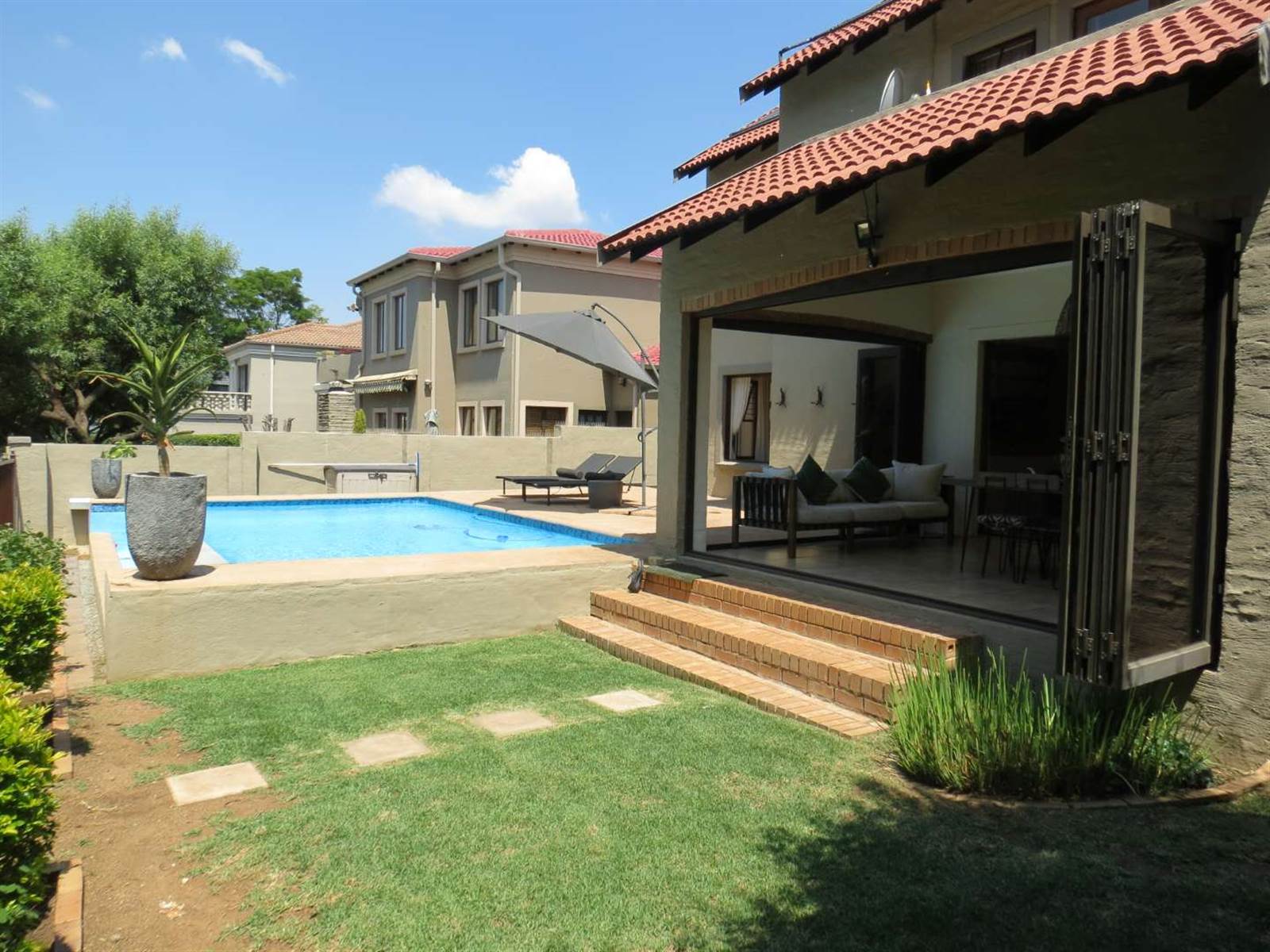 3 Bed House in Greenstone Hill photo number 18