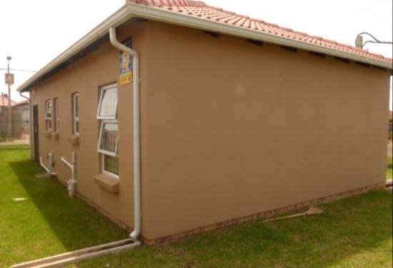 2 Bed House in Lehae photo number 2