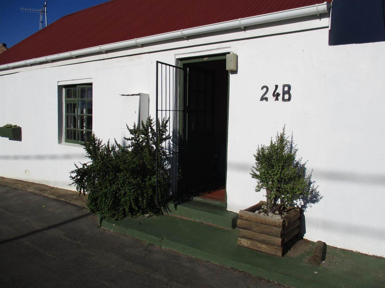 1 Bed House in Bredasdorp photo number 1