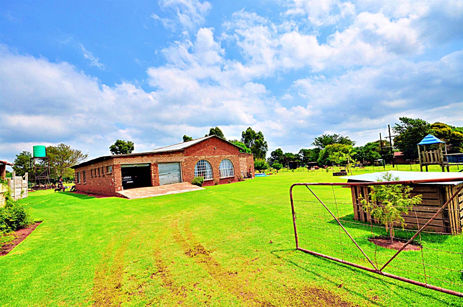 8 ha Land available in Randfontein photo number 1