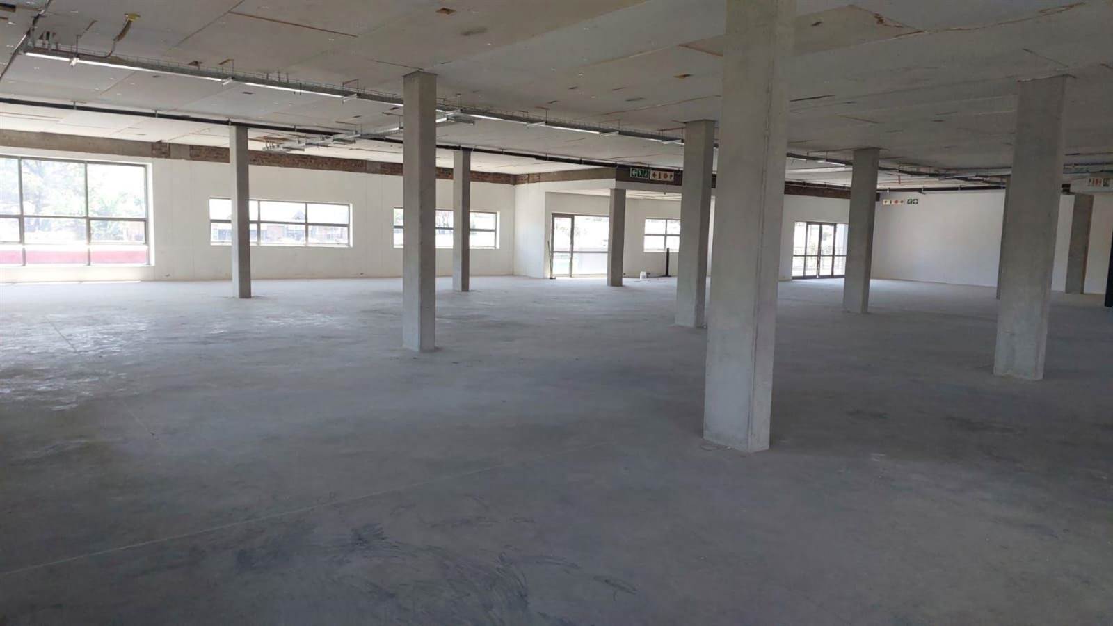 823  m² Commercial space in Fourways photo number 5