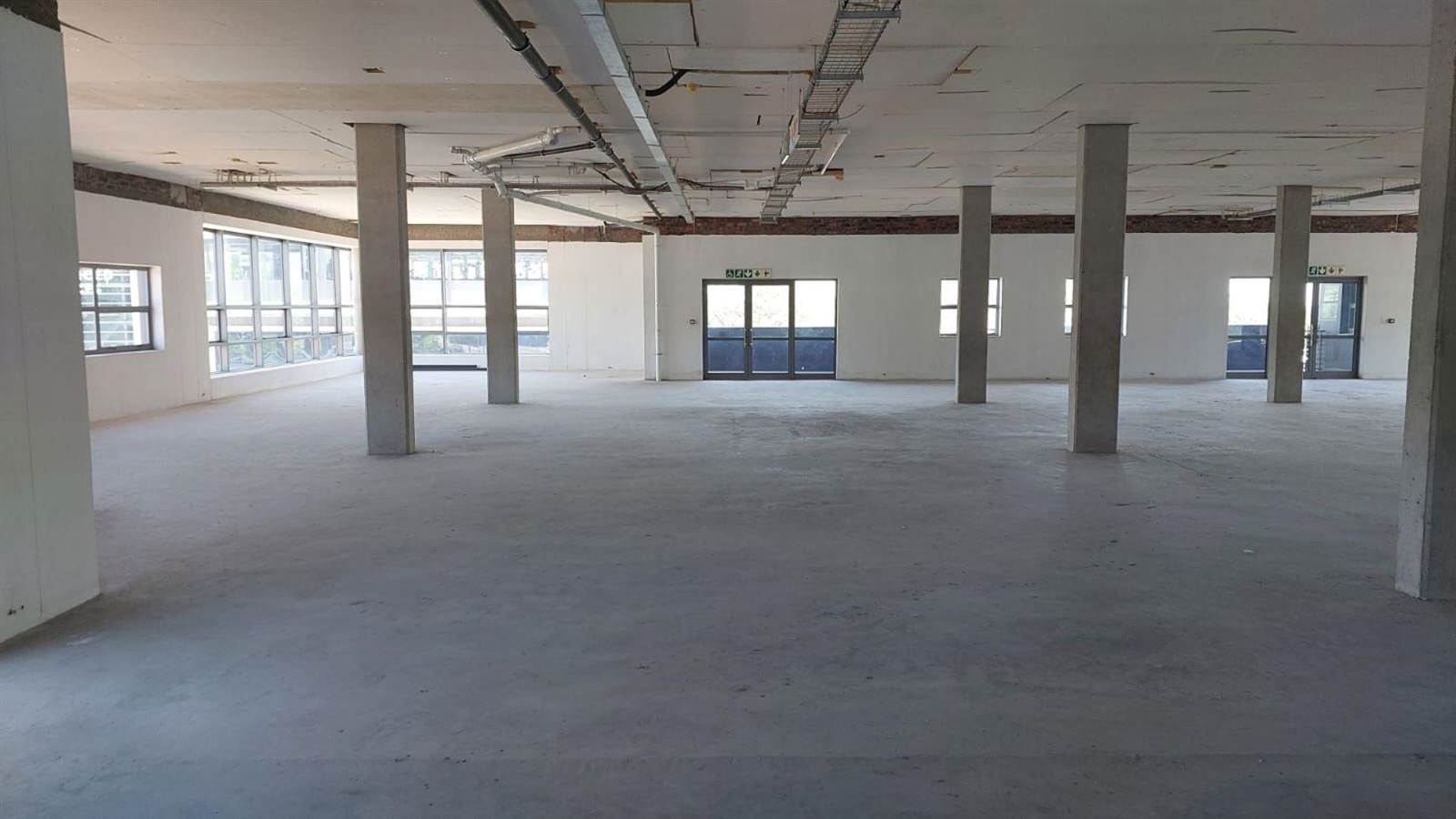 823  m² Commercial space in Fourways photo number 14