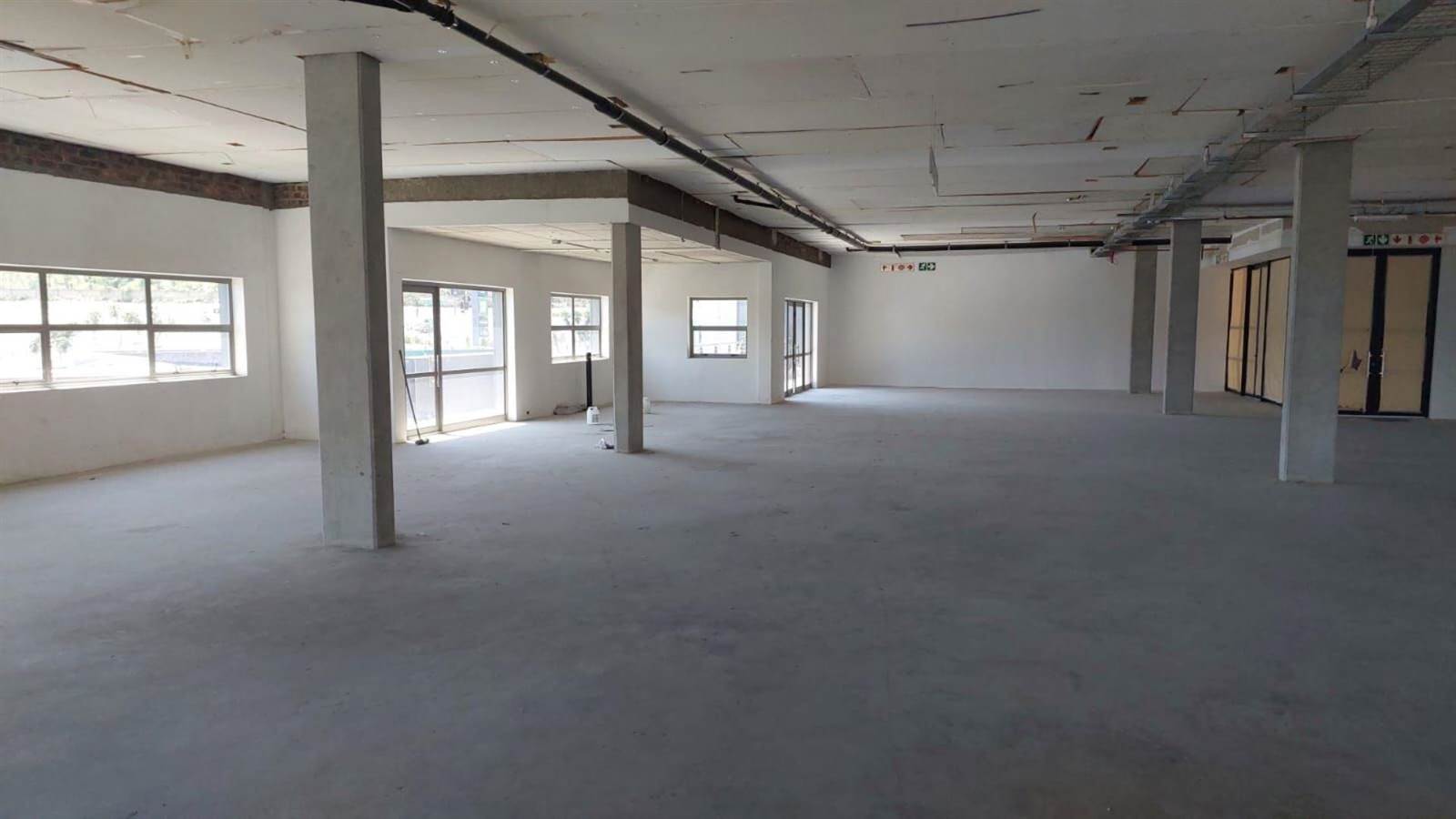 823  m² Commercial space in Fourways photo number 4