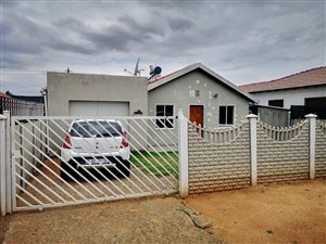 2 Bed House in Lenasia