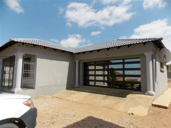 4 Bedroom House 4 Bedroom House