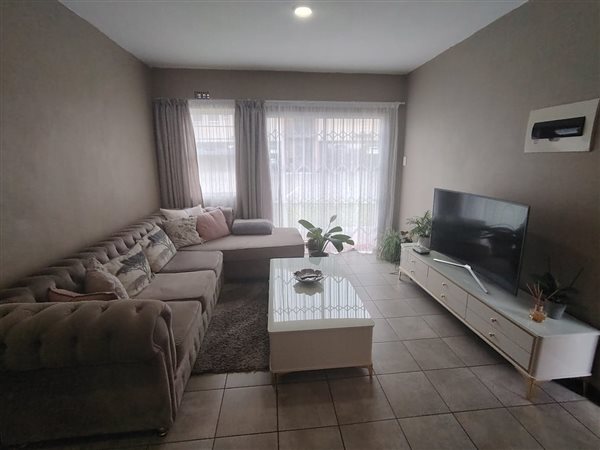 2 Bed Apartment