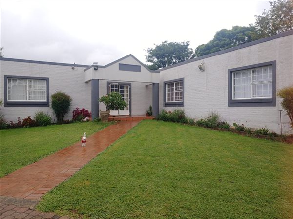 3 Bedroom House 3 Bedroom House