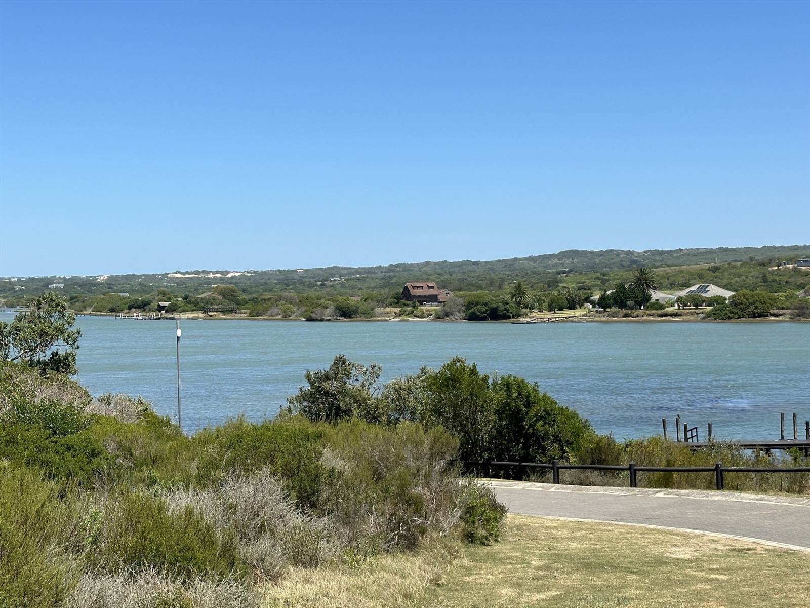 1141 m² Land available in St Francis Bay photo number 1