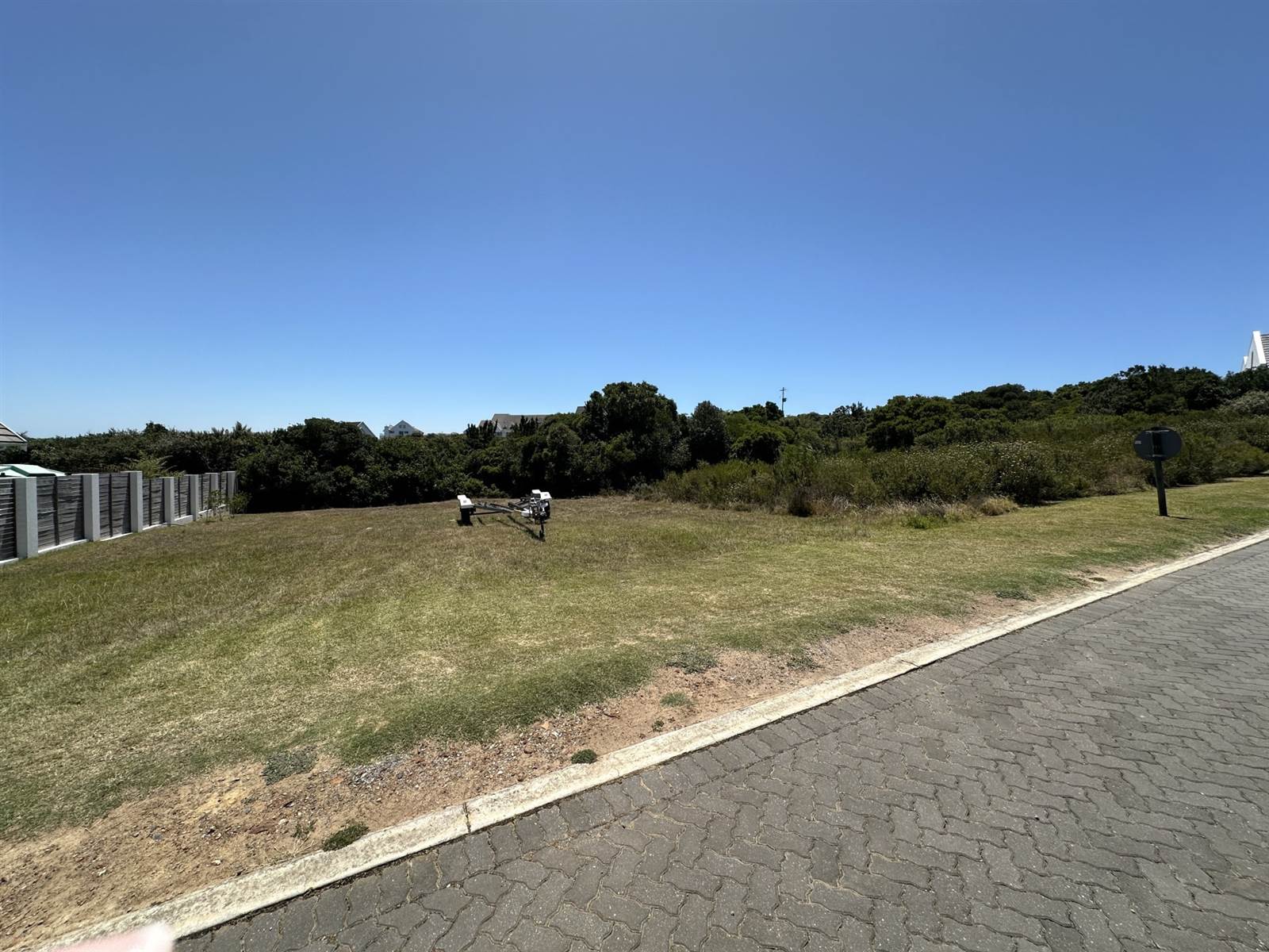 1141 m² Land available in St Francis Bay photo number 6