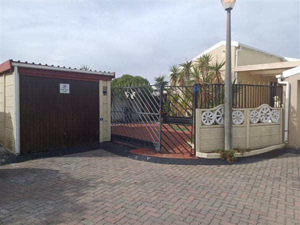 3 Bedroom House 3 Bedroom House