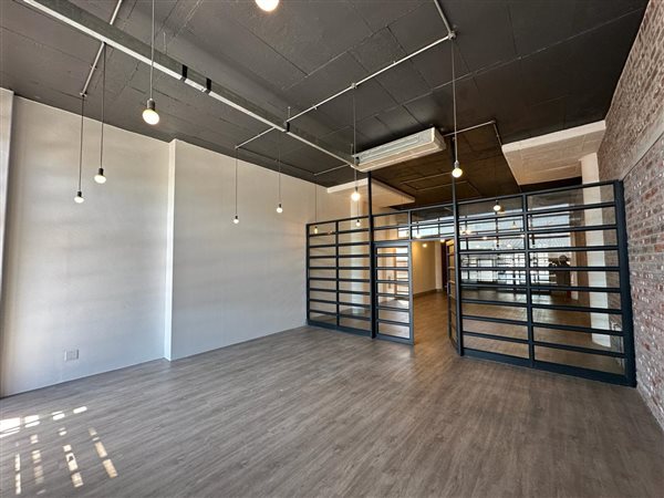 128  m² Commercial space in Salt River