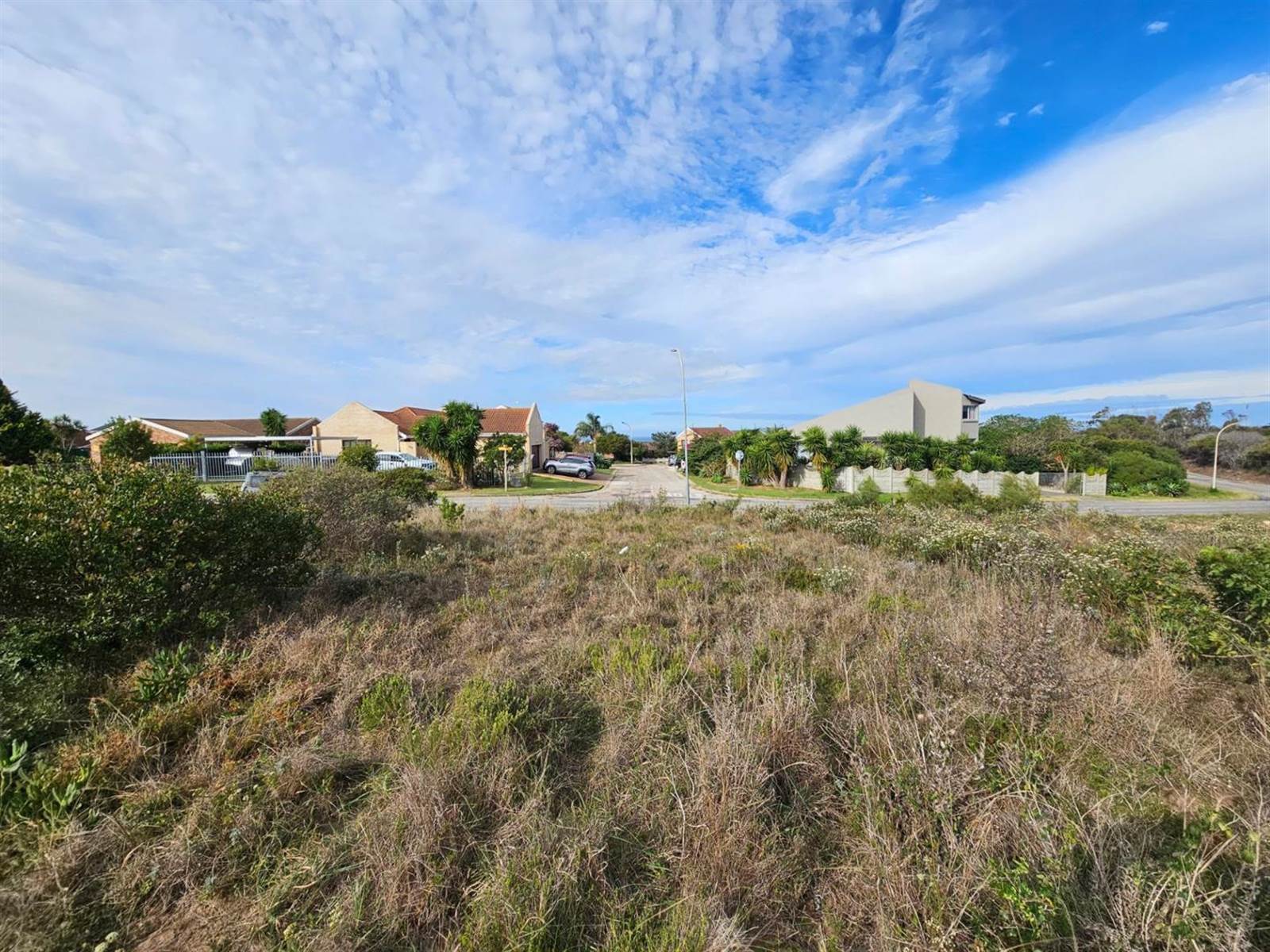 860 m² Land available in Jeffreys Bay photo number 6